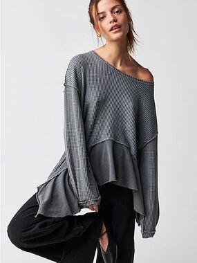 We The Free Gray Waffle Knit Layered Hem Pullover